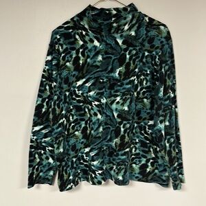JONES NEW YORK Signature Woman animal print  turtle/mock neck top, 1X Teal